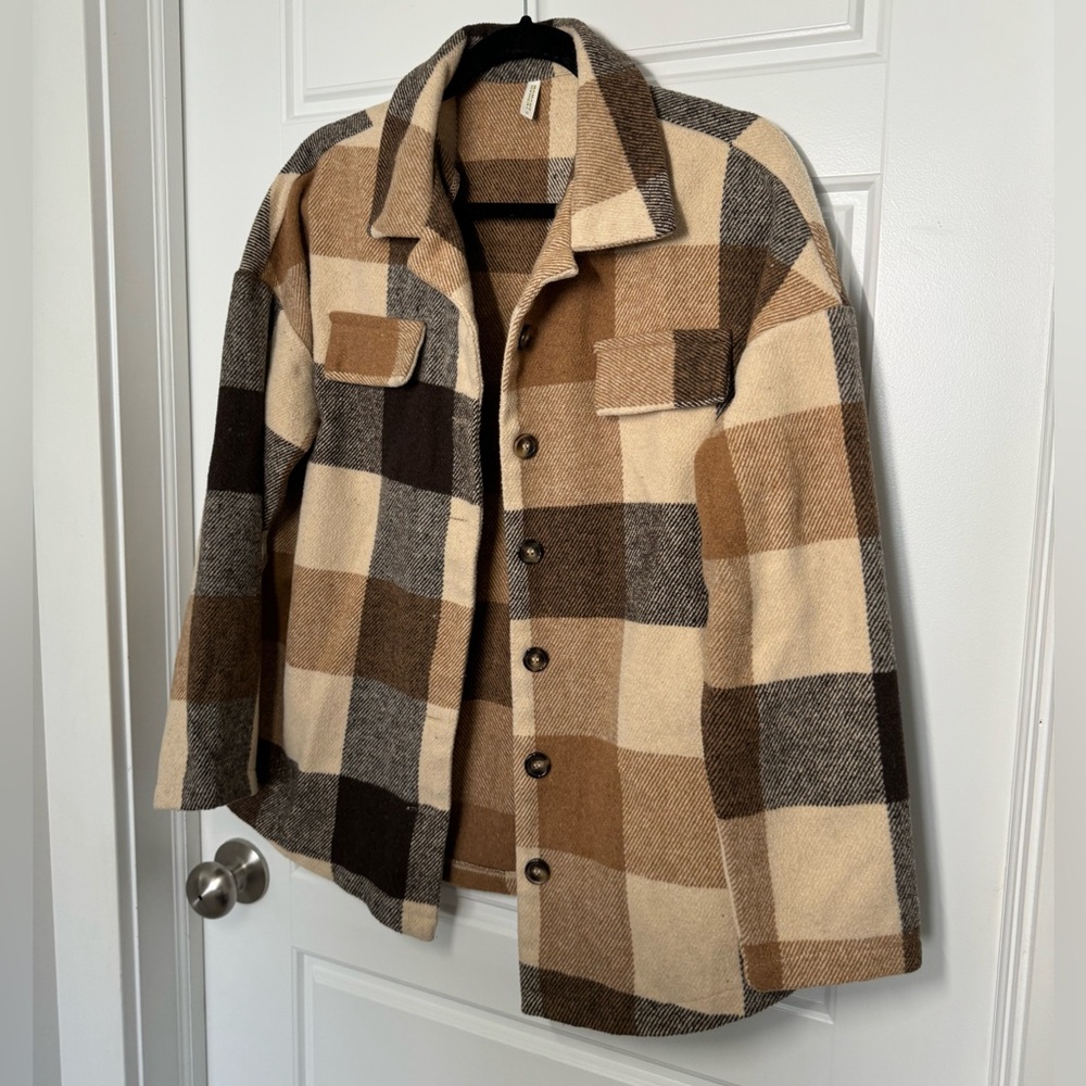 Moment Women’s Plaid Shacket - Beige/Brown, Size M